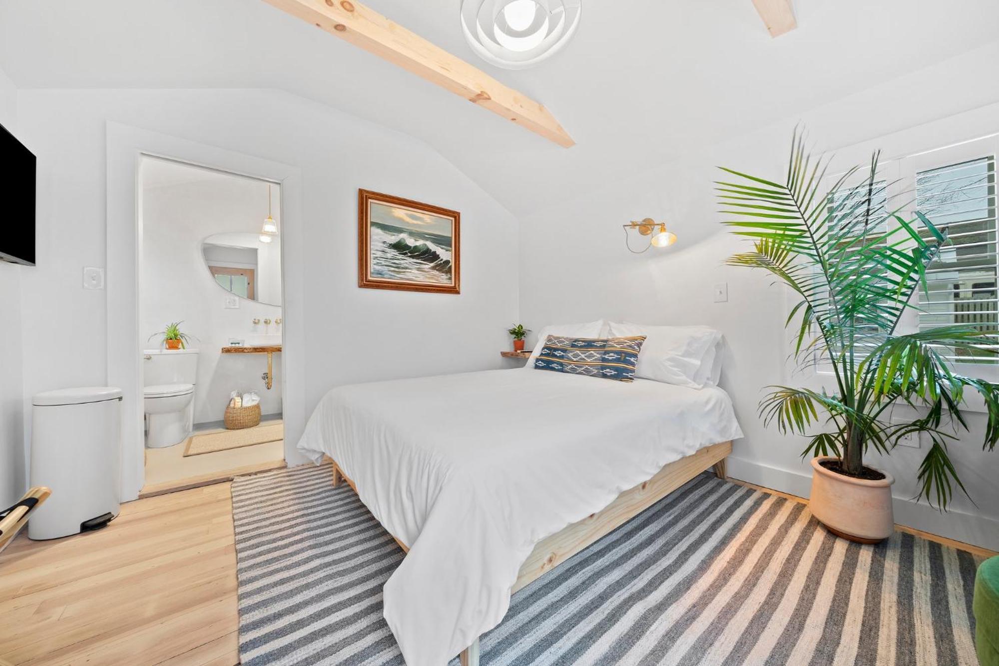 Sisu, A Boutique Motel Плімут Екстер'єр фото